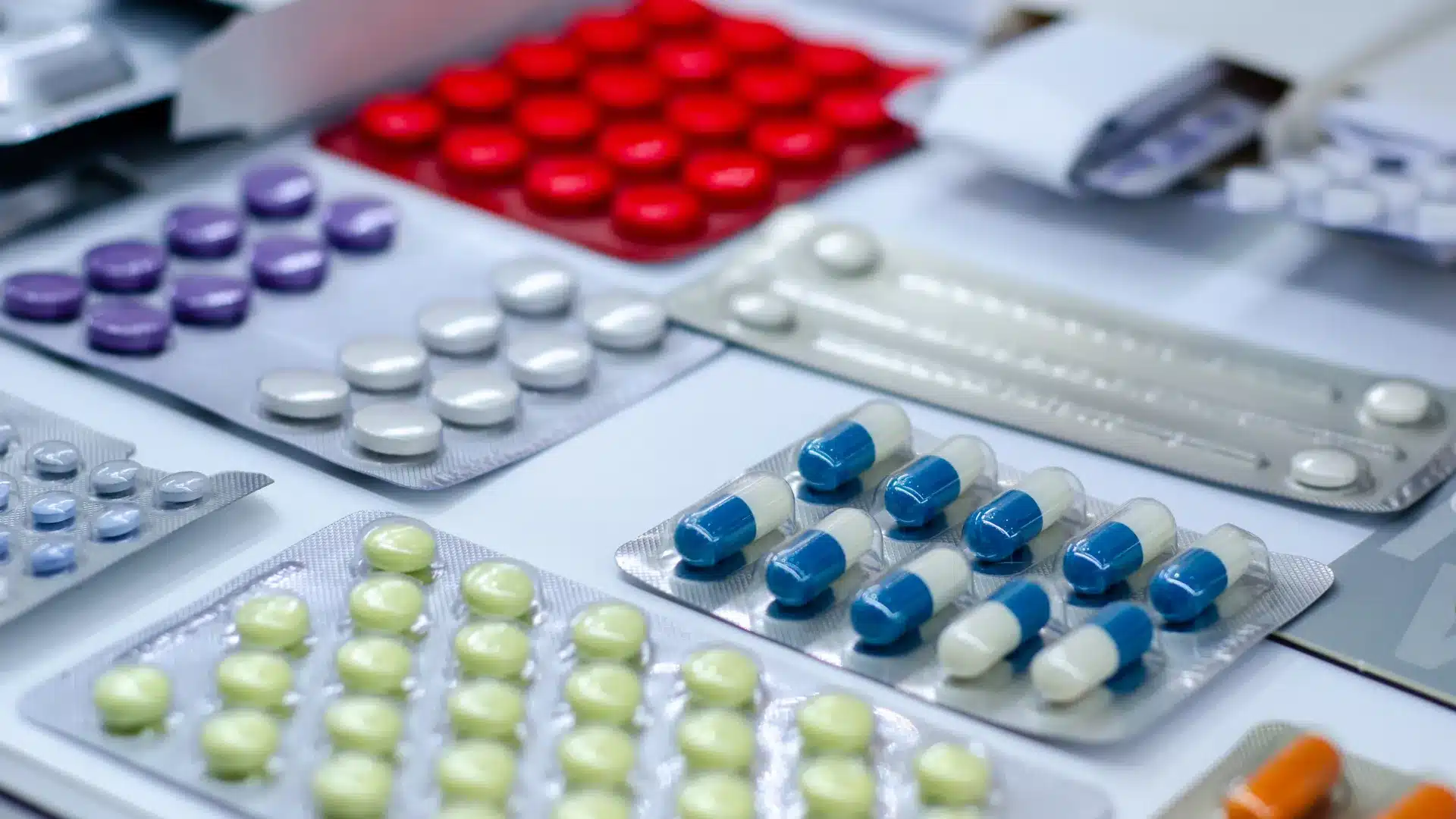 Compliance Medication Packaging vs. Multi-Dose Compliance Packaging